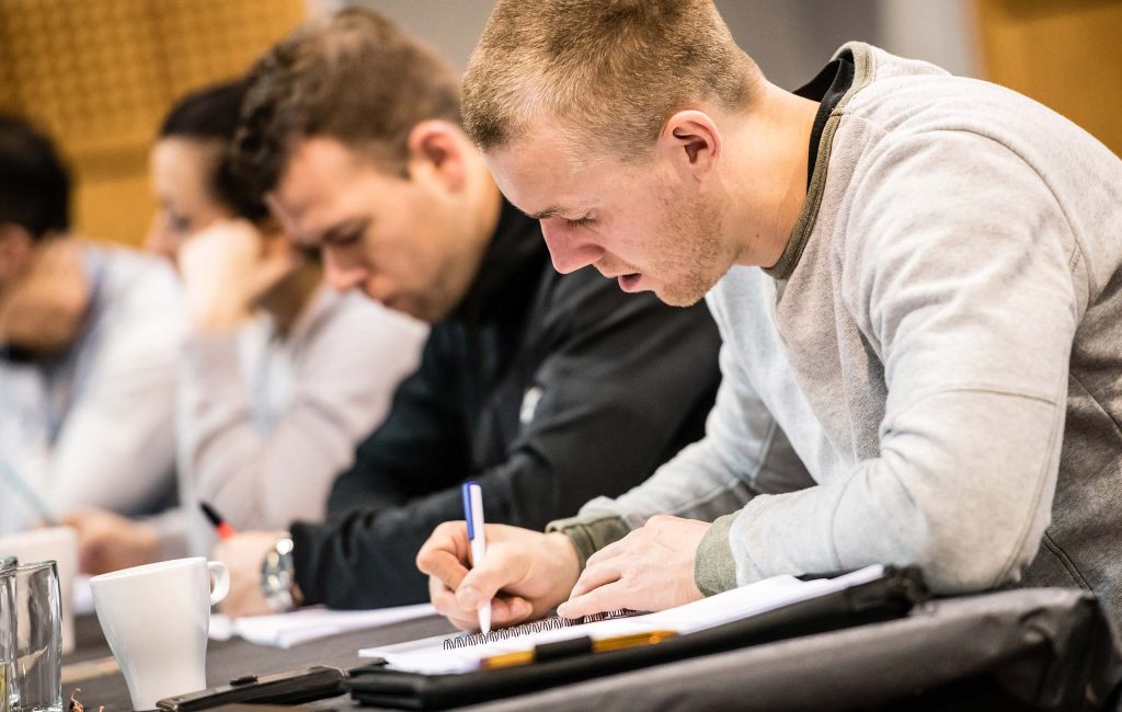 De_6_domeinen_cursus_header De_6_domeinen_cursus_header